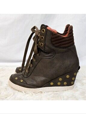 Report Sneaker Wedges Brown Orange Y2K Indie Sleeze Faux Leather Studded